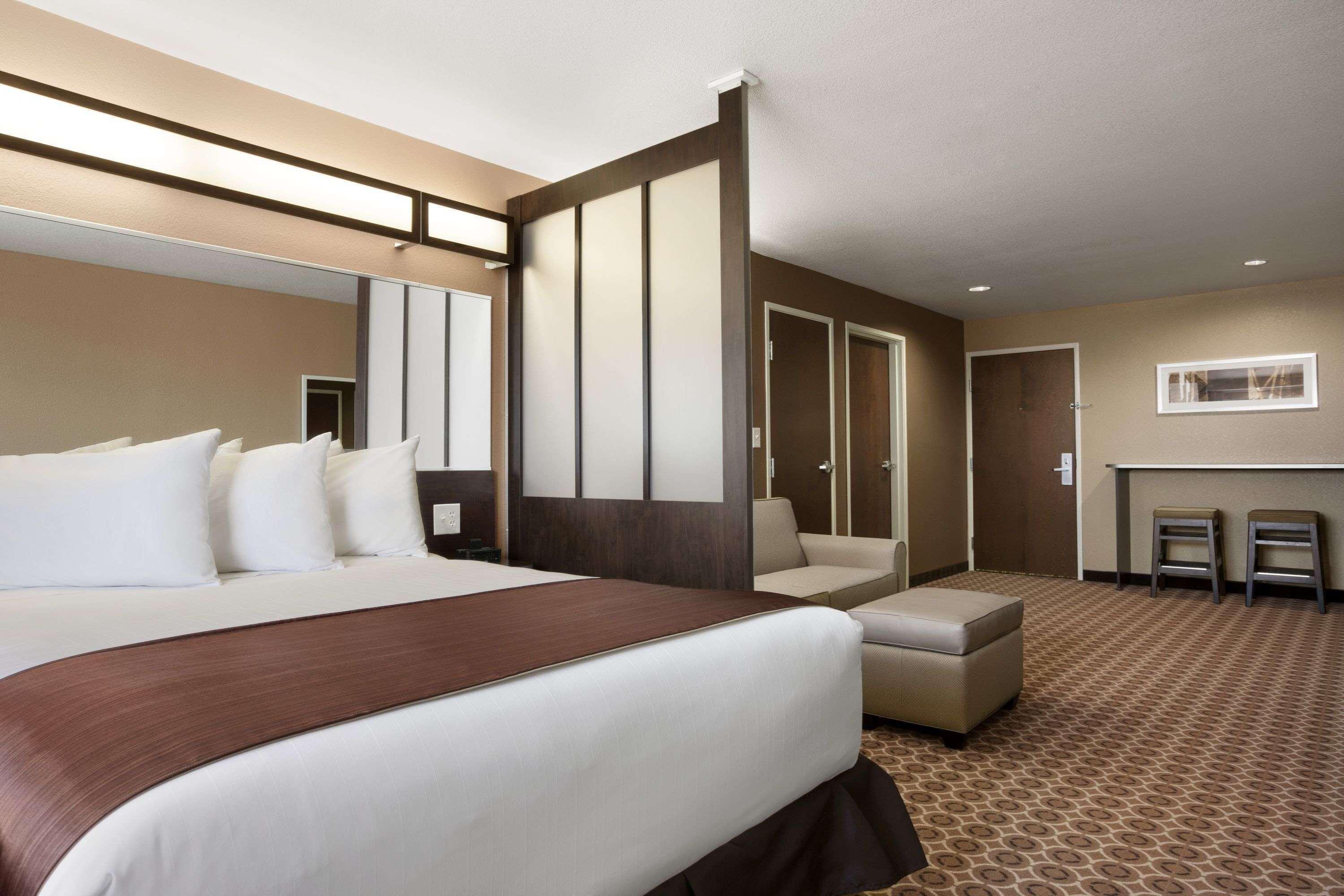 Microtel Inn And Suites Pecos Esterno foto